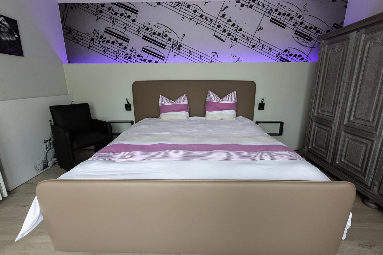 Вилла Bed 'N Blues **** Halen Экстерьер фото